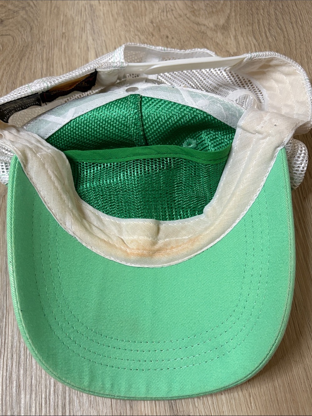 Von Dutch Lime Mint Green Velvet Trucker Hat Good Condition Y2K 90s streetwear - Picture 5 of 7